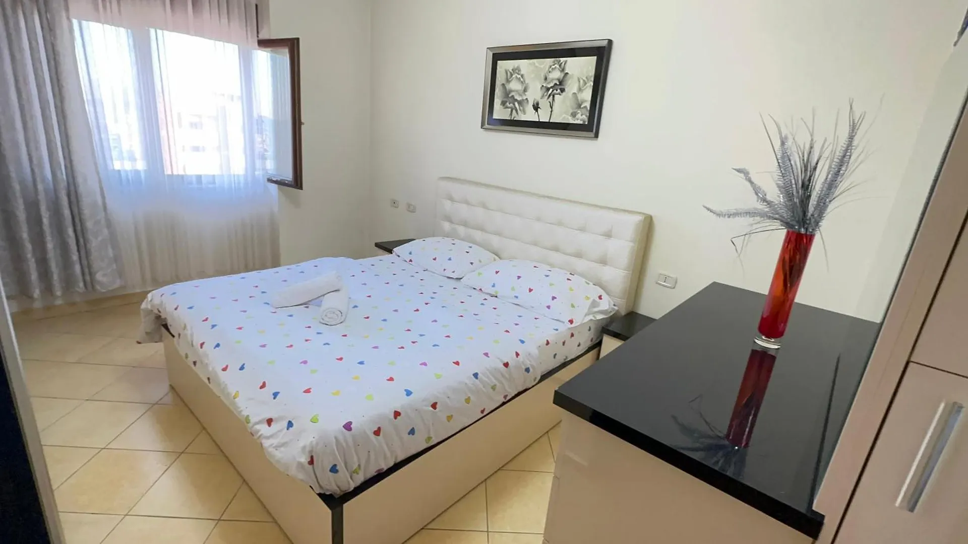 Apartment Square Inn Tirana Albania